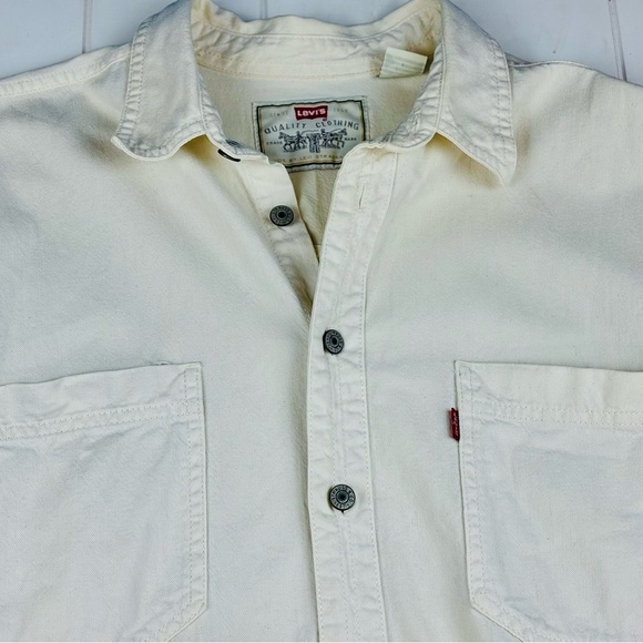 Levi’s Levi Strauss Red Tab Cream Colored Button Down Shirt - Picture 2 of 9